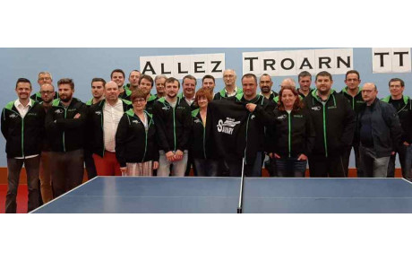 Des sweats offerts par Mickaël Savary 